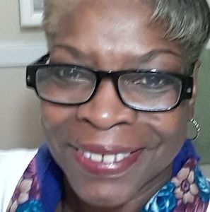 Meet your Posher, Dot